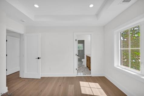 94 E Cedar Street Livingston NJ 07039