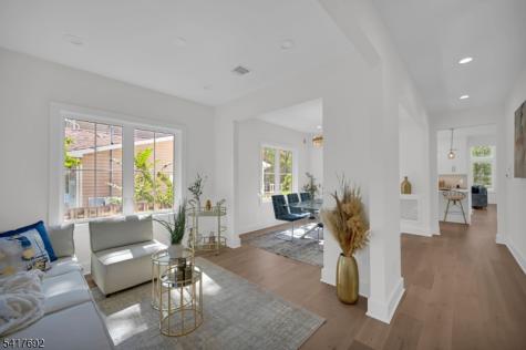 94 E Cedar Street Livingston NJ 07039