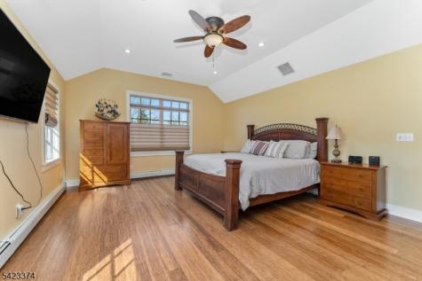 20 Woodland Terrace High Bridge NJ 08829