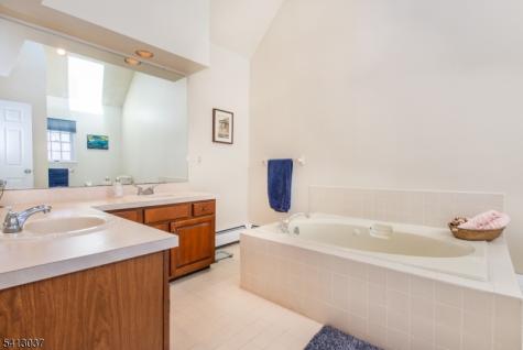 7 Chestnut Street Washington NJ 07853