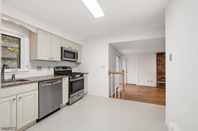9 Fieldhedge Drive Hillsborough NJ 08844