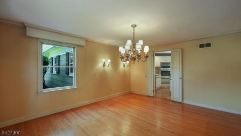2278 Edgewood Terrace Scotch Plains NJ 07076