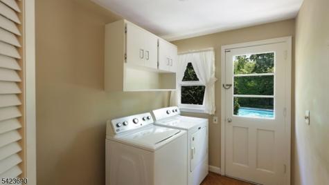 2278 Edgewood Terrace Scotch Plains NJ 07076
