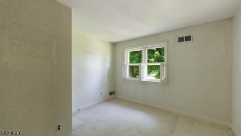 2278 Edgewood Terrace Scotch Plains NJ 07076