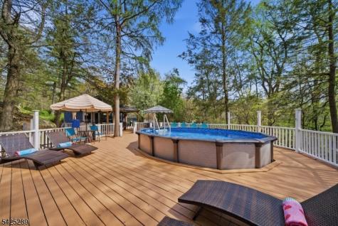 11 Deane Road Hopatcong NJ 07843