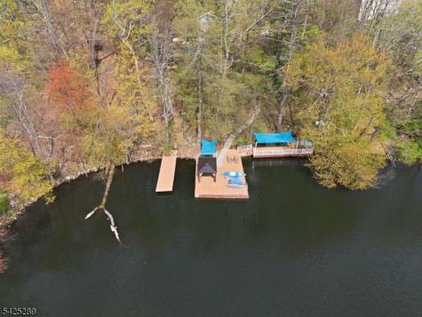 11 Deane Road Hopatcong NJ 07843