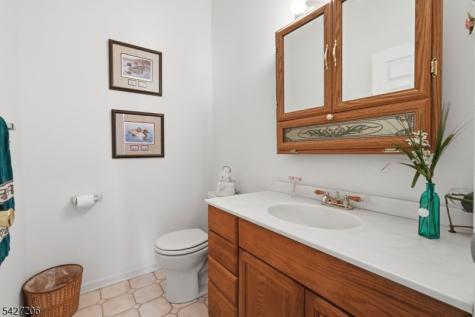 140 Bunker Hill Road Franklin NJ 08540