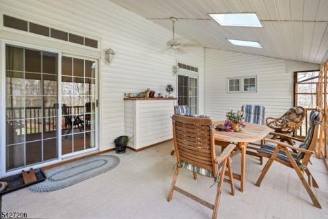 140 Bunker Hill Road Franklin NJ 08540
