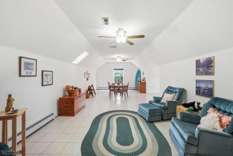 140 Bunker Hill Road Franklin NJ 08540