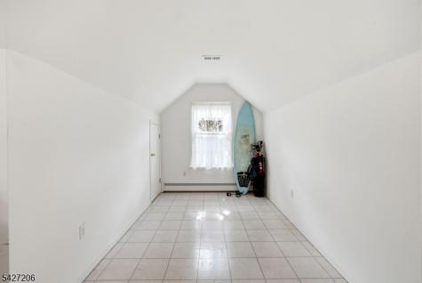 140 Bunker Hill Road Franklin NJ 08540