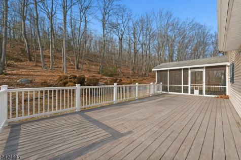 611 Snake Den Road West Milford NJ 07480