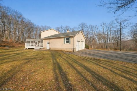611 Snake Den Road West Milford NJ 07480