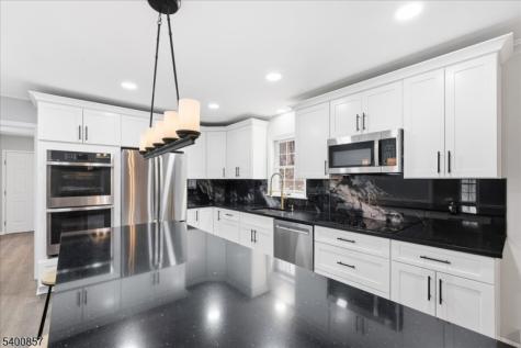 611 Snake Den Road West Milford NJ 07480