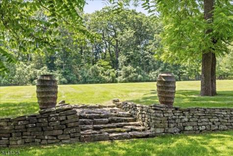 56 Strimples Mill Road Delaware NJ 08559