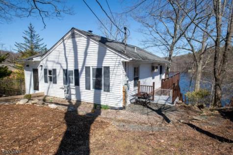 52 Broadway West Milford NJ 07480