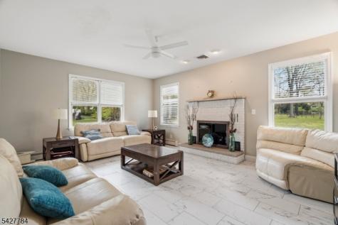 20 Greenbriar Court Boonton NJ 07005