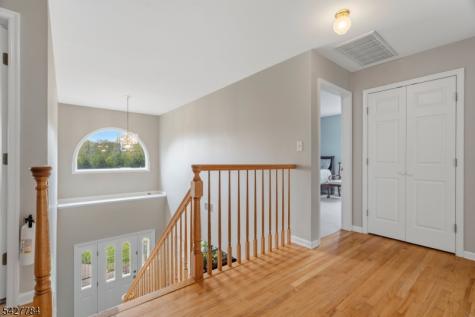 20 Greenbriar Court Boonton NJ 07005