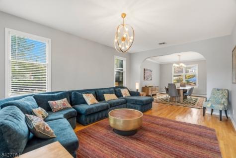 20 Greenbriar Court Boonton NJ 07005