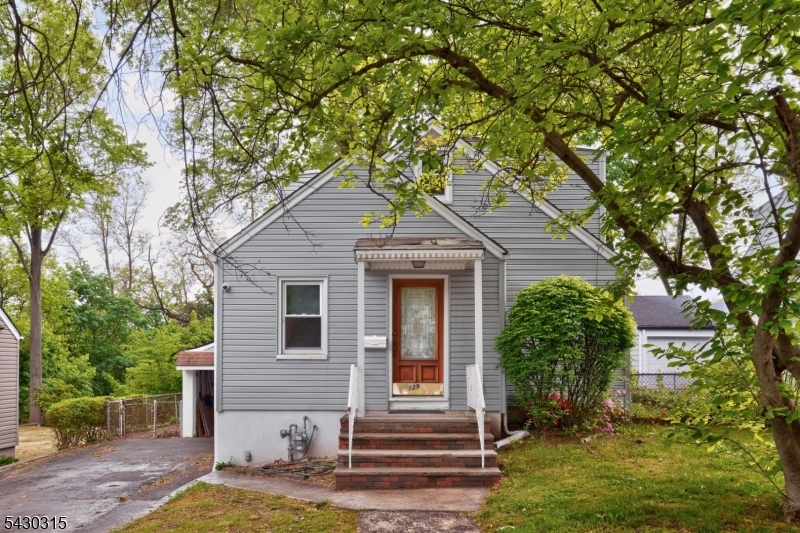 129 Pake Street Nutley NJ 07110