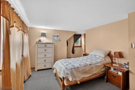 129 Pake Street Nutley NJ 07110