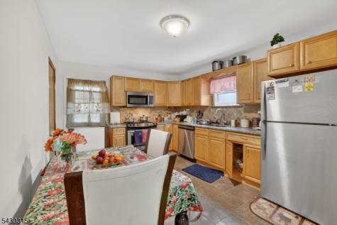 129 Pake Street Nutley NJ 07110