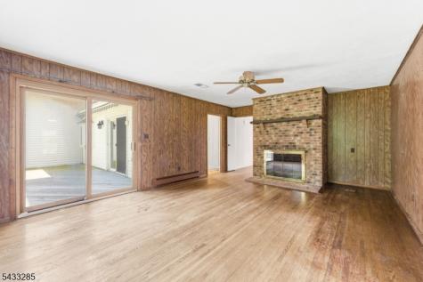 3 Elm Street Chester NJ 07930