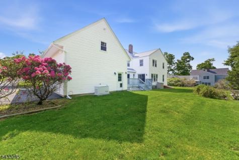 3 Elm Street Chester NJ 07930
