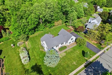 3 Elm Street Chester NJ 07930