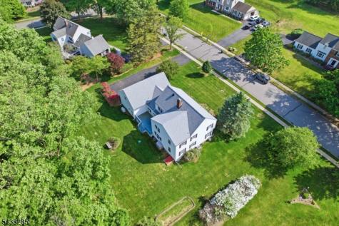 3 Elm Street Chester NJ 07930
