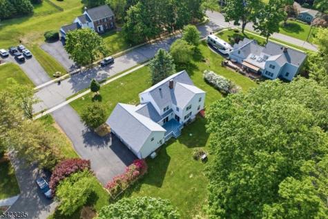 3 Elm Street Chester NJ 07930