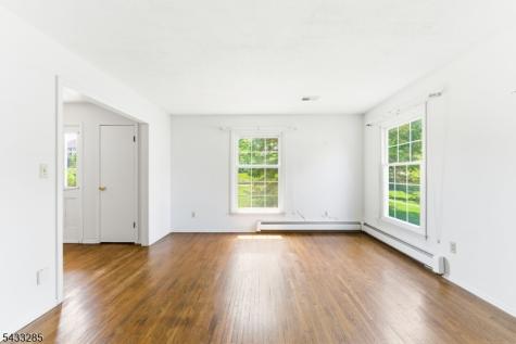 3 Elm Street Chester NJ 07930