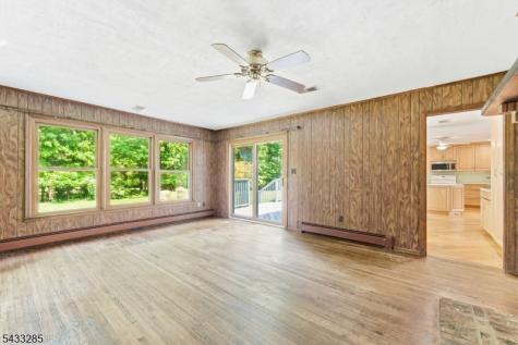 3 Elm Street Chester NJ 07930