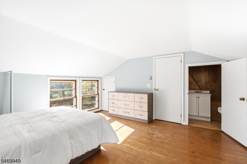 32 Vermont Avenue Franklin NJ 08823