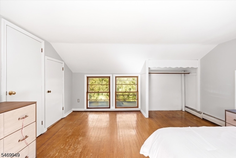 32 Vermont Avenue Franklin NJ 08823
