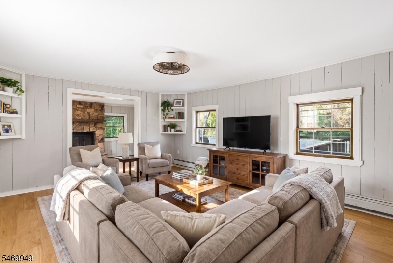 32 Vermont Avenue Franklin NJ 08823