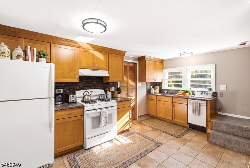 32 Vermont Avenue Franklin NJ 08823