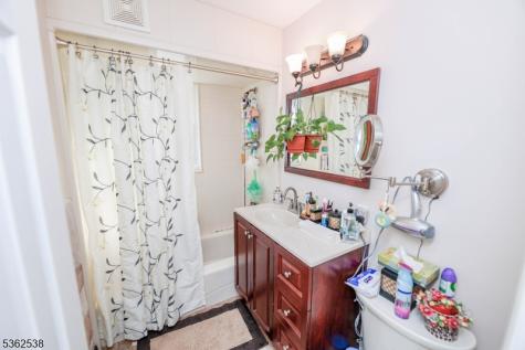136 Martin Avenue Clifton NJ 07012