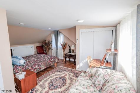 136 Martin Avenue Clifton NJ 07012