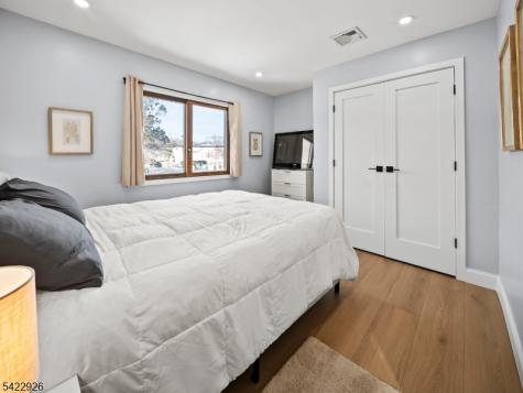 43 Ploch Road Clifton NJ 07013
