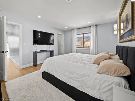 43 Ploch Road Clifton NJ 07013