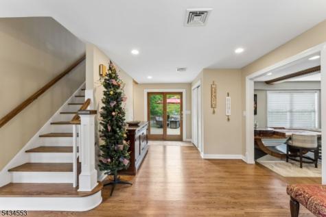 10 Church Lane Montville NJ 07082
