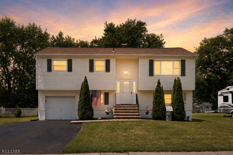 9 Brearly Crescent Mount Olive NJ 07836