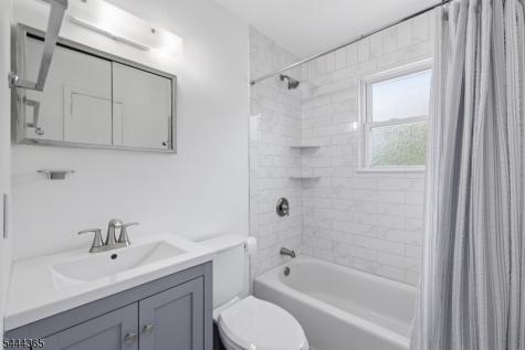 9 Brearly Crescent Mount Olive NJ 07836