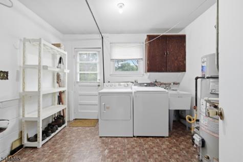 9 Brearly Crescent Mount Olive NJ 07836