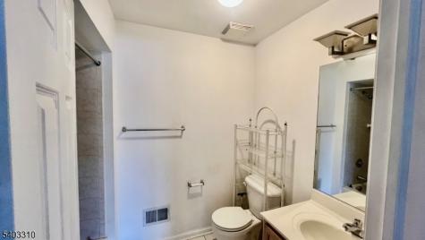 11 Fairchild Lane Wantage NJ 07461