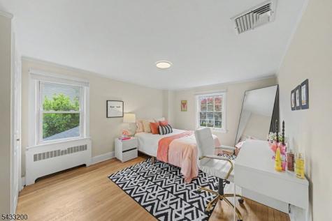 45 Highfield Road Bloomfield NJ 07003