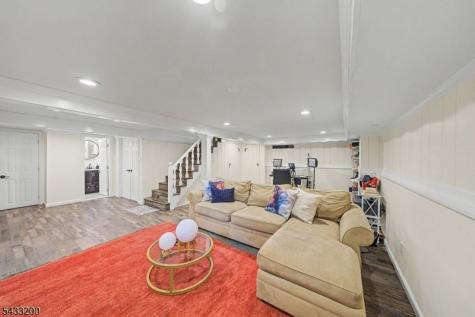 45 Highfield Road Bloomfield NJ 07003