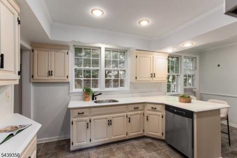 12 Marquette Road Montclair NJ 07043