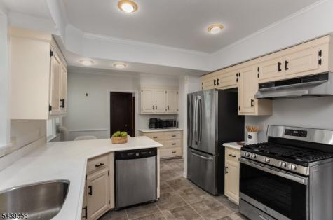 12 Marquette Road Montclair NJ 07043