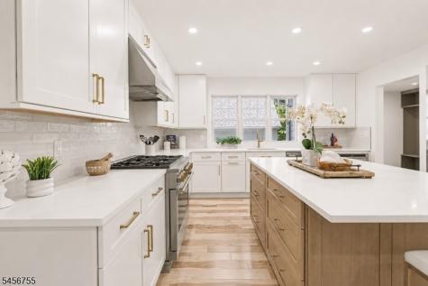 941 Lincoln Avenue E Cranford NJ 07016